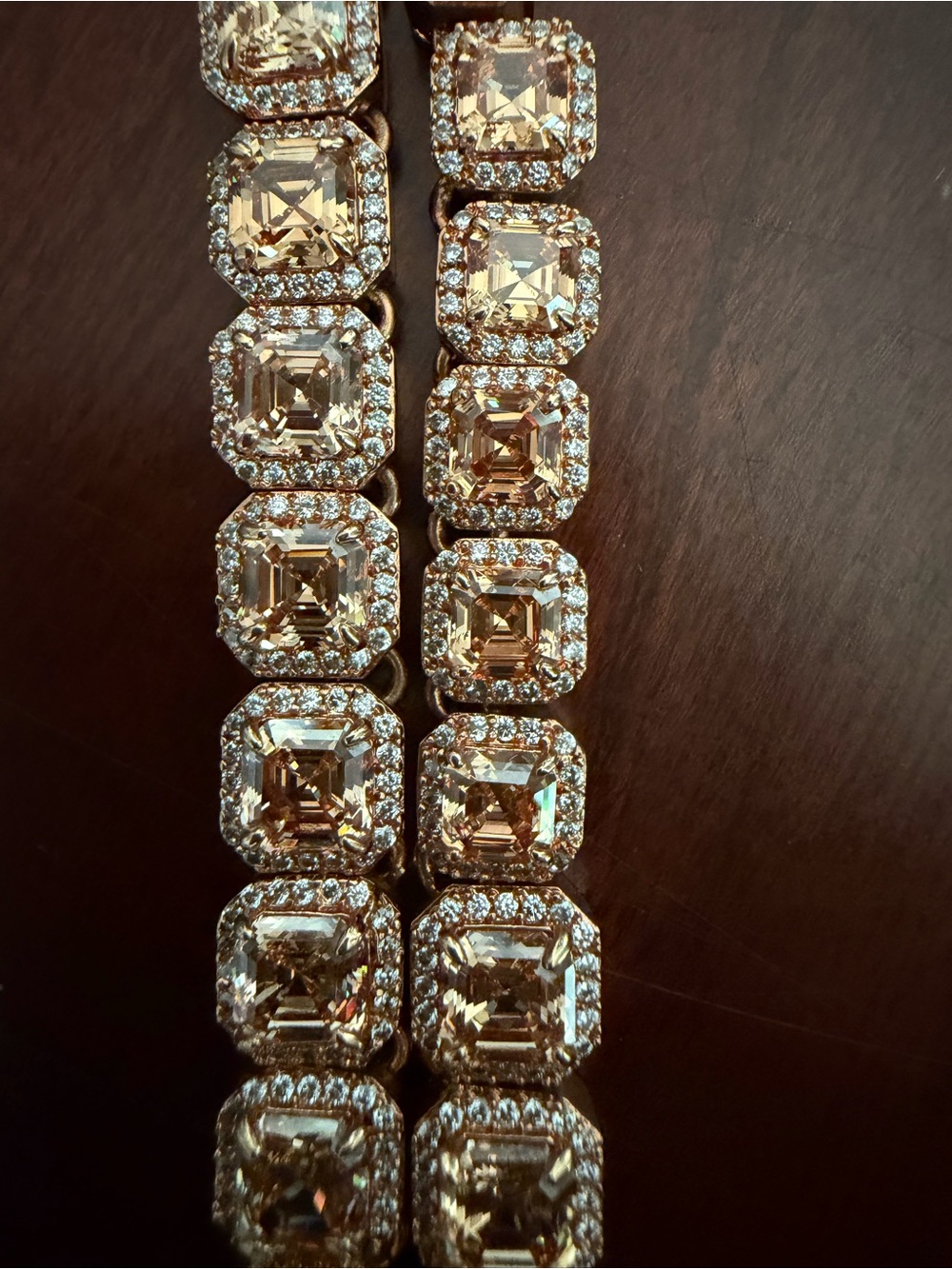 New Henri Bendel Stunning Pave Asscher Champagne Necklace 16" w/tags & Pouch - Picture 12 of 13
